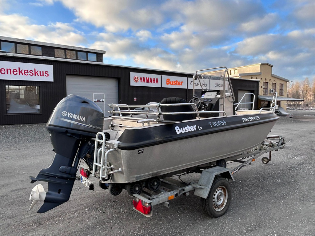 Buster LX Pro + Yamaha F70