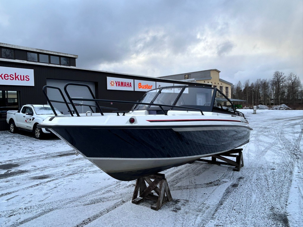 Yamarin Cross 57BR VMAX + Yamaha VF115 VMAX